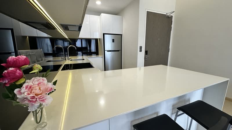 Service Residence for Rent at Star Residences One - Tim Siow - Kitchen - PropertyGuru.com.my