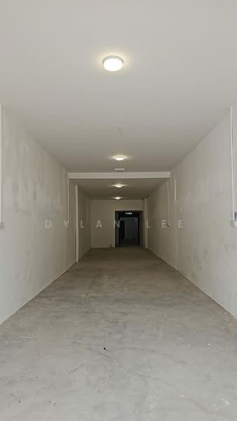 Shop / Office for Rent in Sungai Bakap (Penang) - Dylan Lee - Corridor - PropertyGuru.com.my