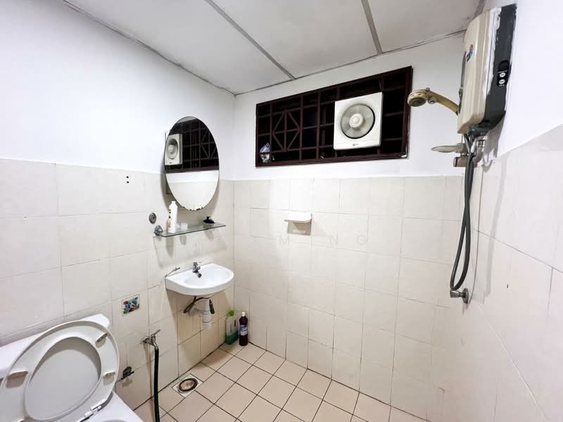 Condominium for Rent at Palm Spring @ Damansara - Thiam Ng - Bathroom - PropertyGuru.com.my