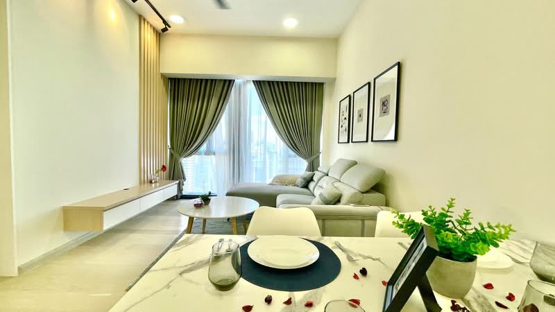 Star Residences Two untuk Untuk Dijual - RM 1,630,000, Feb 2026 - Living Room - PropertyGuru.com.my