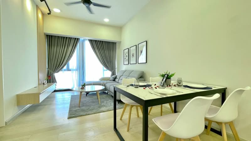 Star Residences Two untuk Untuk Dijual - RM 1,630,000, Feb 2026 - Living Room - PropertyGuru.com.my