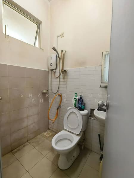 2-storey Terraced House for Sale in Setia Tropika (Johor Bahru) - Sharon Wong Shu Shien - Bathroom - PropertyGuru.com.my