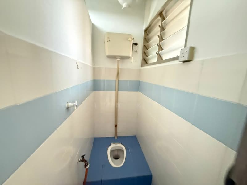 Flat for Sale at PPR Kampung Baru Air Panas - Evelyn Khoo - Bathroom - PropertyGuru.com.my