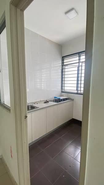 Apartment for Sale at Aliff Avenue (Dwi Alif) - Gyden Heng - Kitchen - PropertyGuru.com.my
