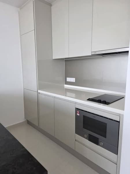 Regent Suites @ Pavilion Damansara Heights untuk Untuk Dijual - RM 2,488,888, Mac 2026 - Kitchen - PropertyGuru.com.my