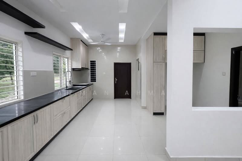 Semi-Detached House for Sale in Cyberjaya (Selangor) - Azman Ahmad - Kitchen - PropertyGuru.com.my