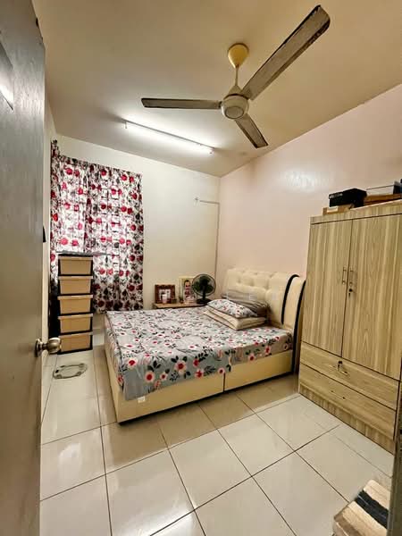 1-storey Terraced House for Sale in Taman Abad (Johor Bahru) - Jeff Lee - Bedroom - PropertyGuru.com.my