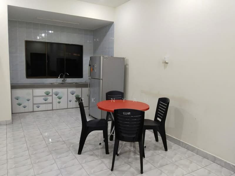 1-storey Terraced House for Rent in Ipoh (Perak) - Ck Nyau - Kitchen - PropertyGuru.com.my