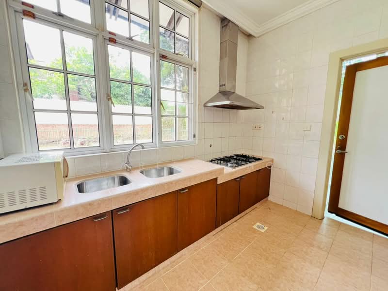 Perdana Lakeview East untuk Untuk Dijual - RM 3,500,000, Feb 2026 - Kitchen - PropertyGuru.com.my