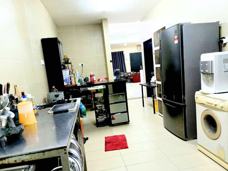 2-storey Terraced House for Sale in Bandar Damai Perdana (Cheras) - Mudz Salahuddin - Kitchen - PropertyGuru.com.my