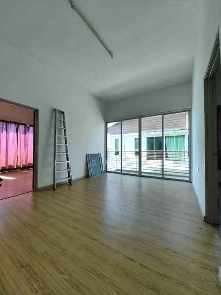 Cluster House for Sale in Bandar Lahat Mines (Lahat) - Jessey Ng - Interior - PropertyGuru.com.my