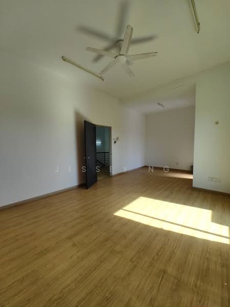 Cluster House for Sale in Bandar Lahat Mines (Lahat) - Jessey Ng - Interior - PropertyGuru.com.my