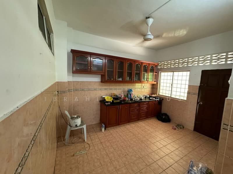 Semi-D @ Taman Melawati untuk Untuk Dijual - RM 1,400,000, Feb 2026 - Kitchen - PropertyGuru.com.my