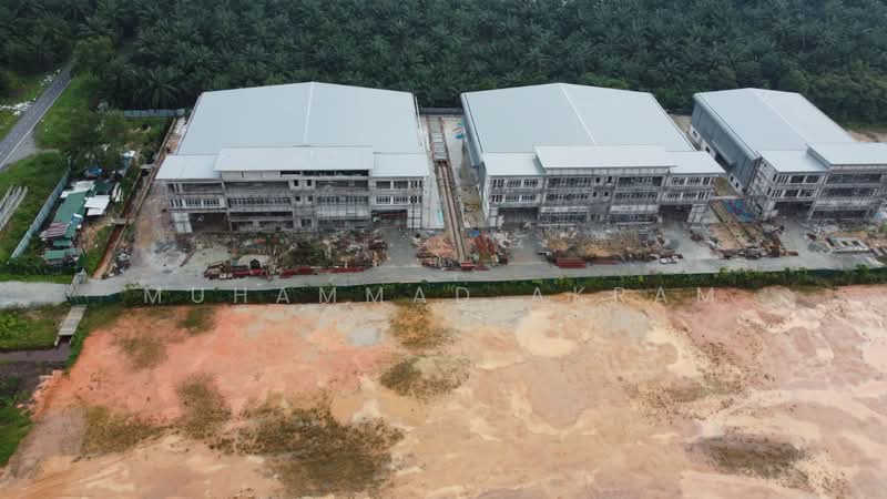 3 Storey Factory Jenjarom Telok Panglima Garang Freehold untuk Untuk Dijual - RM 7,321,050, Feb 2026 - Exterior - PropertyGuru.com.my