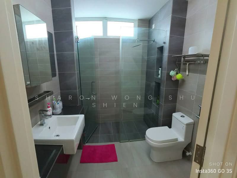 Cluster House for Sale in Taman Seri Austin (Tebrau) - Sharon Wong Shu Shien - Bathroom - PropertyGuru.com.my