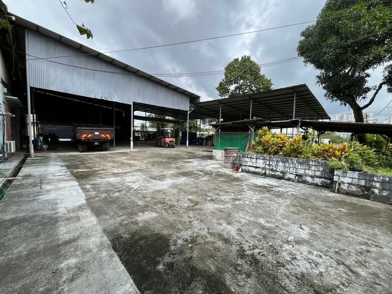 Detached Factory for Sale in Tampoi (Johor) - Herman Chen - Exterior - PropertyGuru.com.my