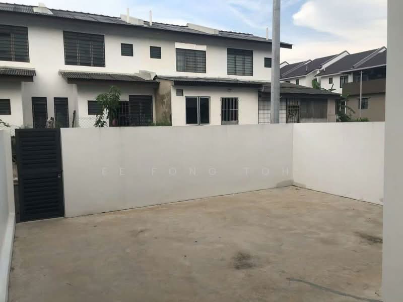 2-storey Terraced House for Sale in Bandar Tiram (Ulu Tiram) - Ee Fong Toh - Exterior - PropertyGuru.com.my