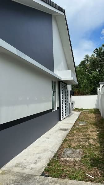1-storey Terraced House for Rent in Skudai (Johor) - Grace Lau - Exterior - PropertyGuru.com.my
