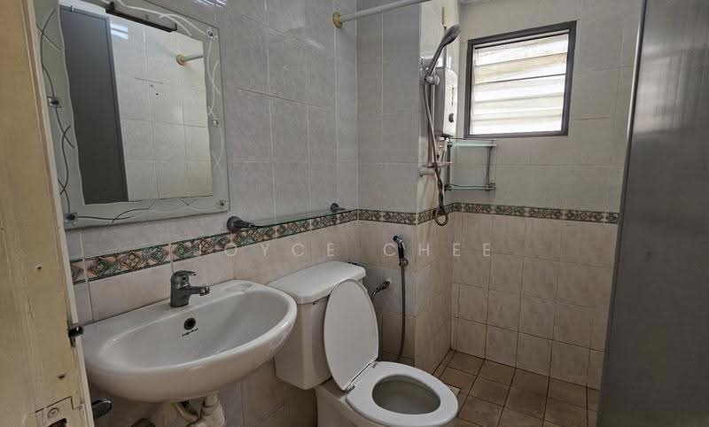 Kondominium untuk Disewa di Paradesa Tropica - Joyce Chee - Bathroom - PropertyGuru.com.my