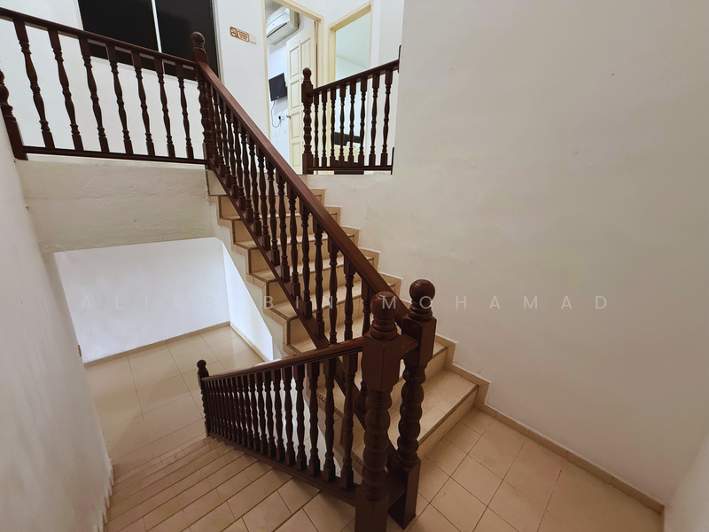 2-storey Terraced House for Sale in Kuala Terengganu (Terengganu) - Alias Bin Mohamad - Interior - PropertyGuru.com.my