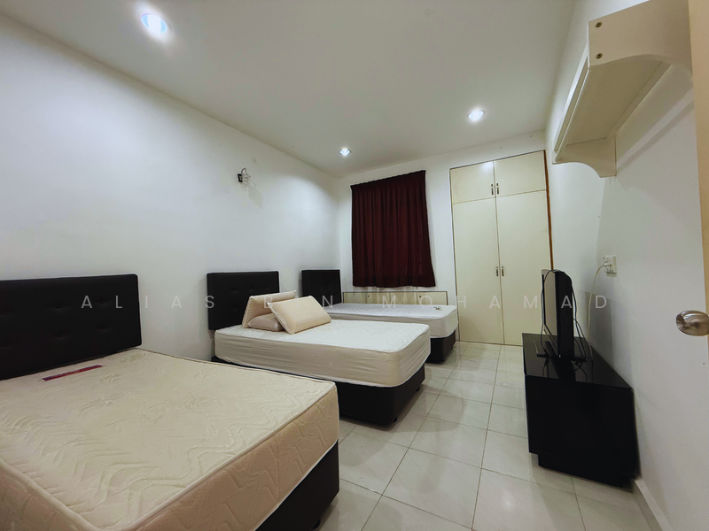 2-storey Terraced House for Sale in Kuala Terengganu (Terengganu) - Alias Bin Mohamad - Bedroom - PropertyGuru.com.my