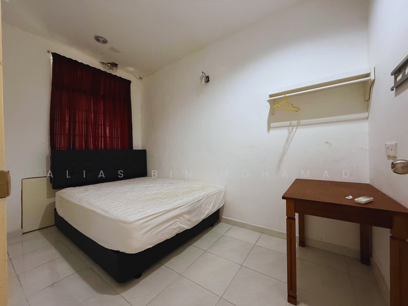 2-storey Terraced House for Sale in Kuala Terengganu (Terengganu) - Alias Bin Mohamad - Bedroom - PropertyGuru.com.my