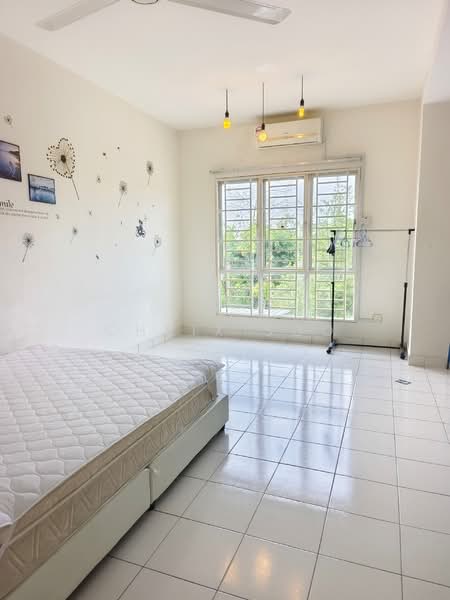 The Linea @ Enstek untuk Untuk Dijual - RM 470,000, Mac 2026 - Bedroom - PropertyGuru.com.my