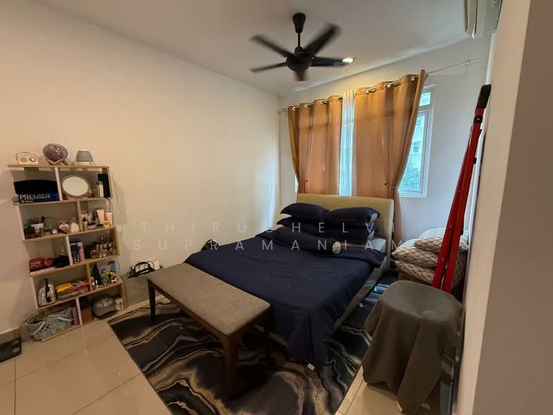 Service Residence for Sale at V-Residensi 2 - Thiruchelvi Supramaniam - Bedroom - PropertyGuru.com.my