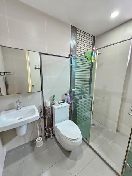 Condominium for Sale at Kristal - Vui Onn Liaw - Bathroom - PropertyGuru.com.my
