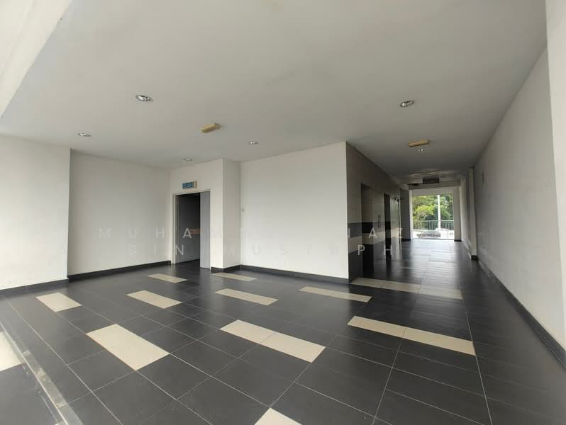 Office for Sale in Bandar Baru Bangi (Selangor) - Muhammed Nazri bin Mustapha - Lobby - PropertyGuru.com.my