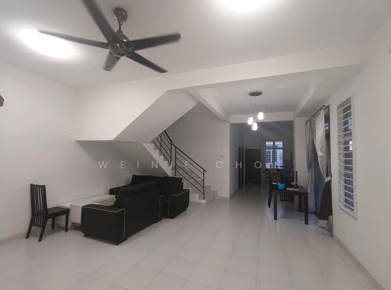 Taman Scientex Kulai 2 untuk Untuk Dijual - RM 668,000, Mac 2026 - Living Room - PropertyGuru.com.my
