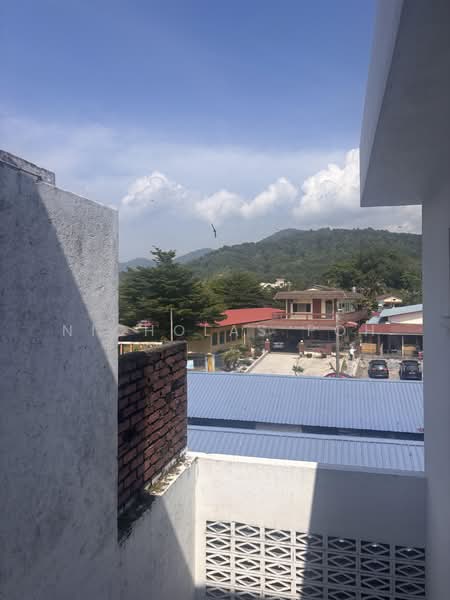 Shop for Rent in Jelapang (Perak) - Nicholas Poh - Exterior - PropertyGuru.com.my