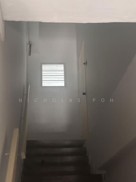 Shop for Rent in Jelapang (Perak) - Nicholas Poh - Interior - PropertyGuru.com.my