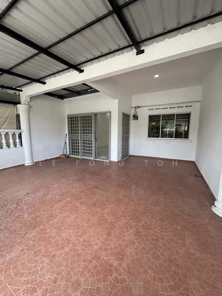 1-storey Terraced House for Sale in Bandar Seri Alam (Masai) - Ee Fong Toh - Exterior - PropertyGuru.com.my