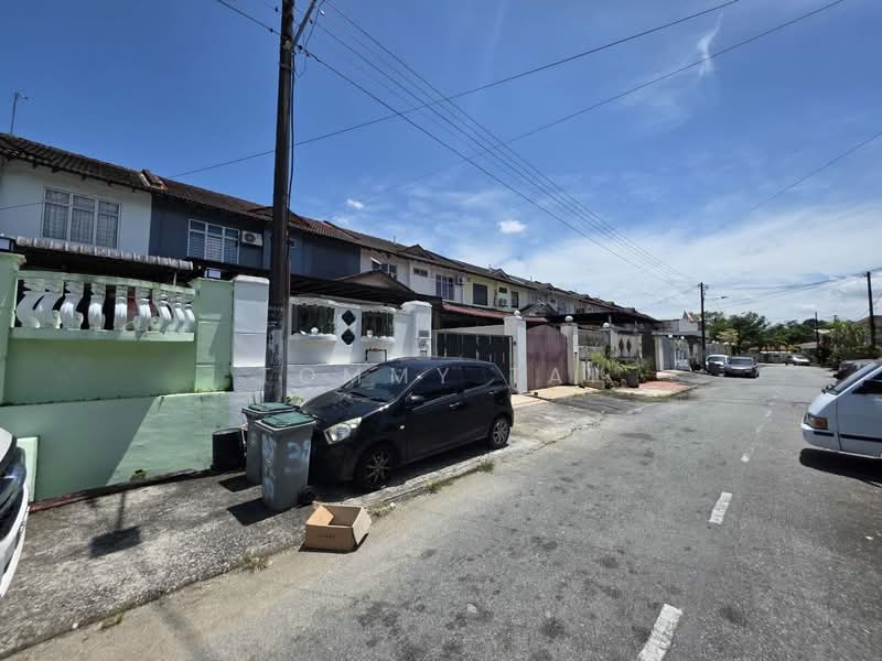 2-storey Terraced House for Sale in Kempas (Johor Bahru) - Tommy Tai - Exterior - PropertyGuru.com.my