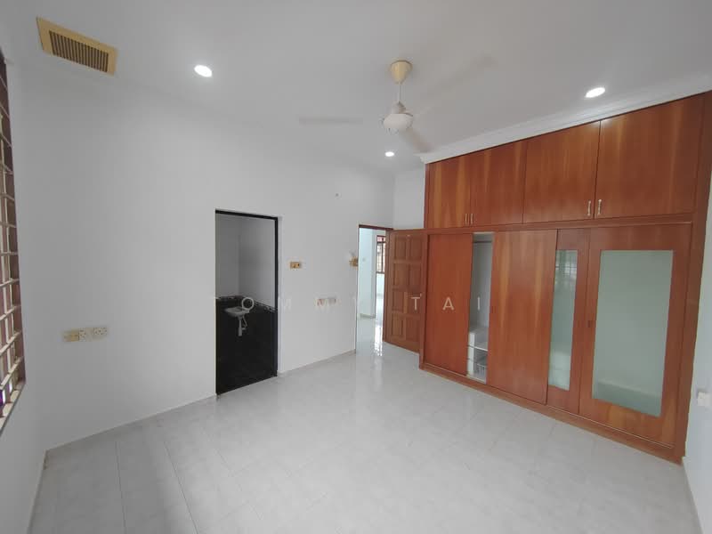 2-storey Terraced House for Sale in Kempas (Johor Bahru) - Tommy Tai - Bedroom - PropertyGuru.com.my