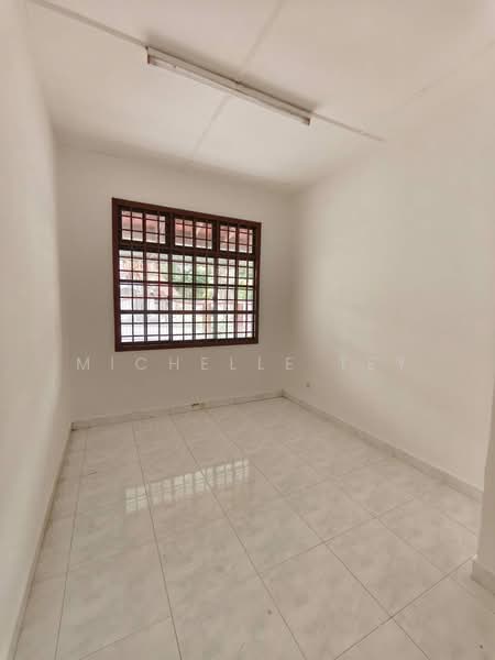 1.5-storey Terraced House for Sale in Taman Pelangi Indah (Ulu Tiram) - Michelle Tey - Interior - PropertyGuru.com.my