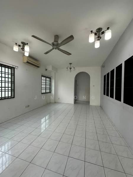 2-storey Terraced House for Sale in Iskandar Puteri (Nusajaya) (Johor) - Jun Song - Living Room - PropertyGuru.com.my