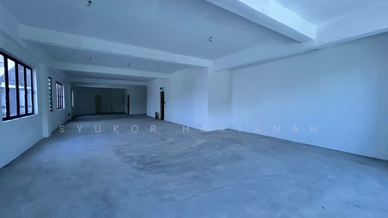 Shop / Office for Rent in Batu Caves (Selangor) - Syukor Hartanah - Interior - PropertyGuru.com.my