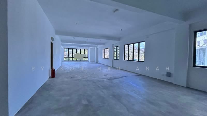 Shop / Office for Rent in Batu Caves (Selangor) - Syukor Hartanah - Interior - PropertyGuru.com.my