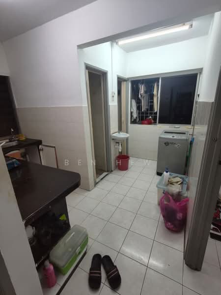 Apartment for Rent at Desa Indah Block 86 - Ben Hew - PropertyGuru.com.my