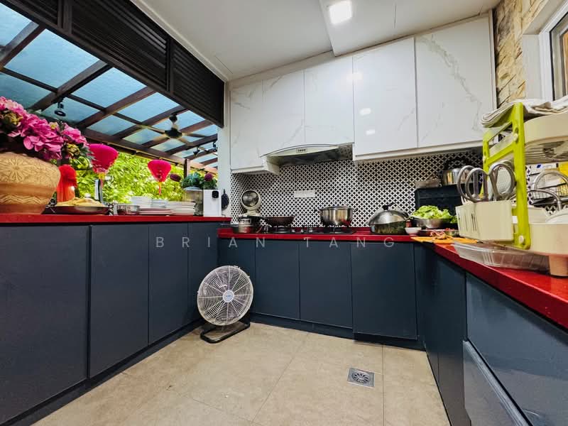 Semi-Detached House for Sale in Sierramas (Sungai Buloh) - Brian Tang - Kitchen - PropertyGuru.com.my