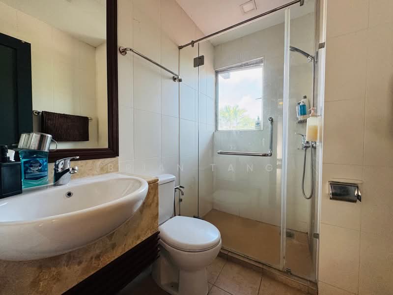 Semi-Detached House for Sale in Sierramas (Sungai Buloh) - Brian Tang - Bathroom - PropertyGuru.com.my