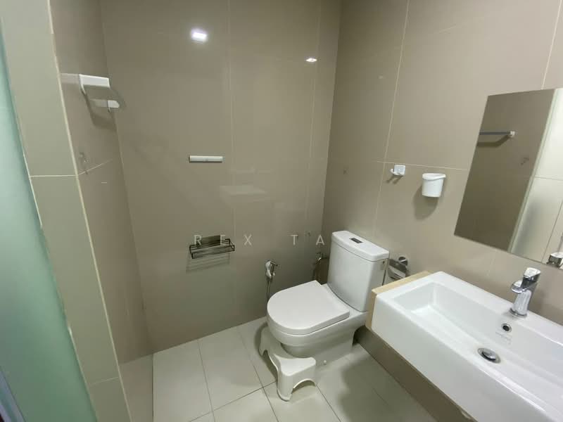 Service Residence for Rent at Southlink - Rex Tan - Bathroom - PropertyGuru.com.my