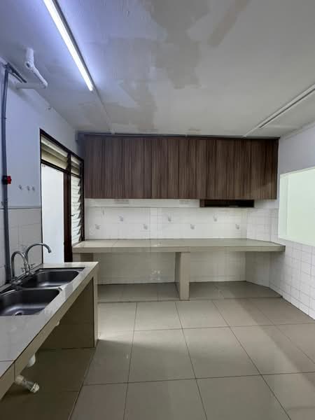 Untuk Disewa - Sri Angsana Hilir