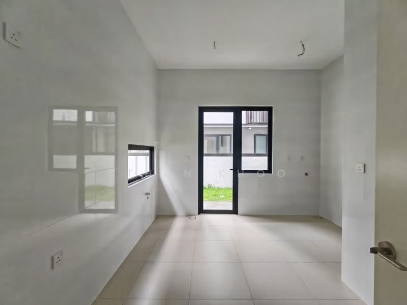 Semi-Detached House for Sale in Kota Damansara (Selangor) - Ethan Khoo - Kitchen - PropertyGuru.com.my