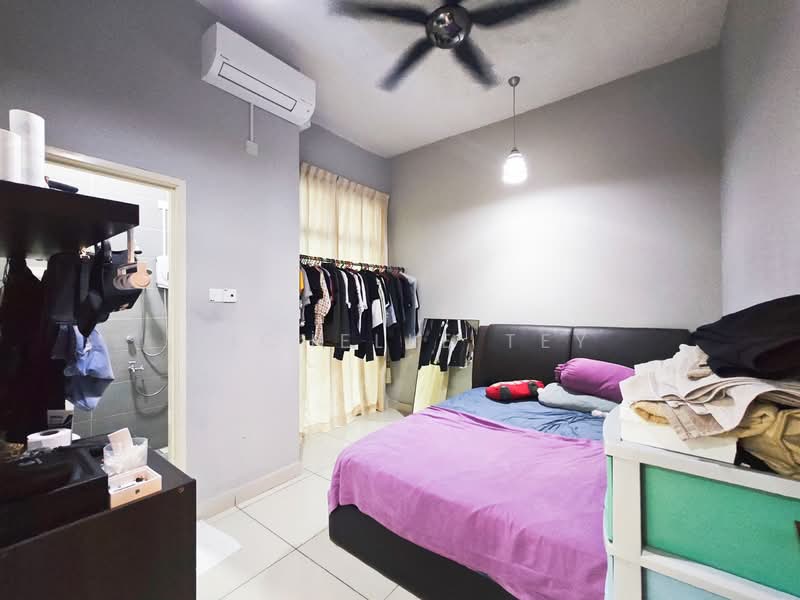 Cluster House for Sale in Taman Gaya (Ulu Tiram) - Michelle Tey - Bedroom - PropertyGuru.com.my