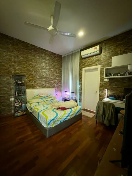 Semi-Detached House for Sale in One Sierra (Selayang) - MY Loh - Bedroom - PropertyGuru.com.my