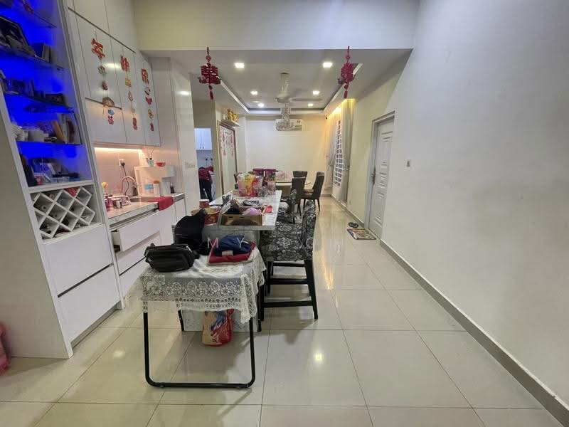 Rumah Berkembar untuk Dijual di One Sierra (Selayang) - MY Loh - Dining Room - PropertyGuru.com.my