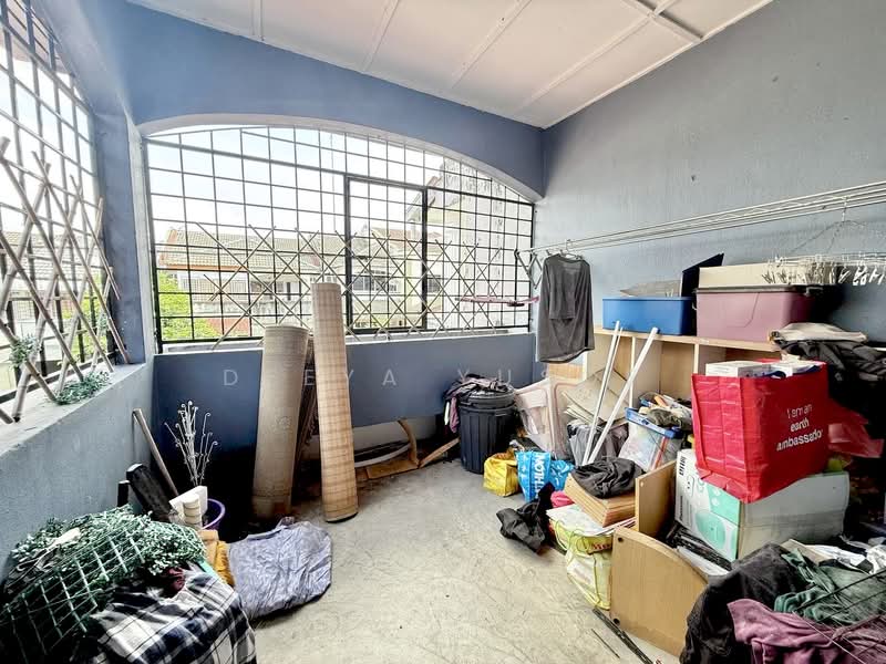 2-storey Terraced House for Sale in Taman Sri Gombak (Gombak) - Deeya Yusof - Balcony - PropertyGuru.com.my